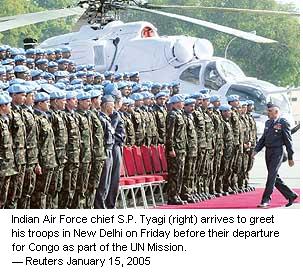 IAF Chief inspects IAF contingent to MONUC