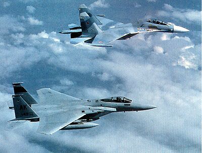 A F-15 and Su-27U